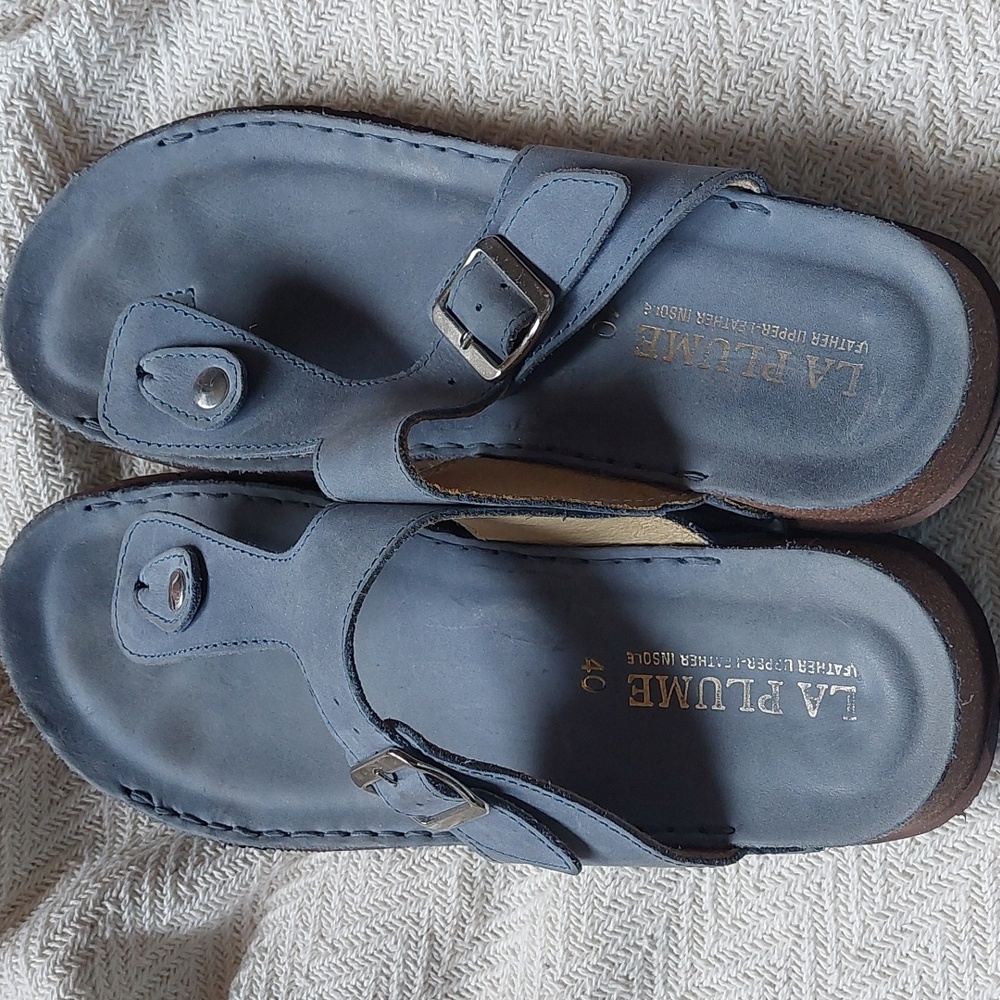 Brushed leather sandals - Picture 3 of 6
